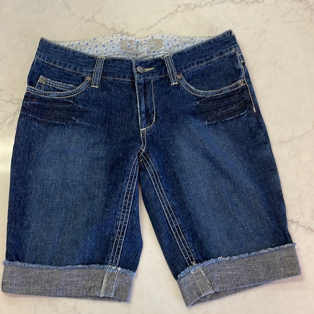 Red Camel Denim Longer Shorts Size 9